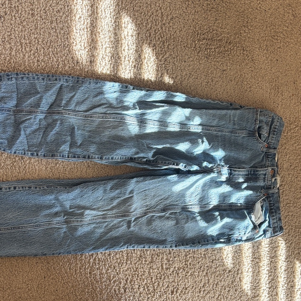 Universal Thread Light Blue Relaxed Jeans